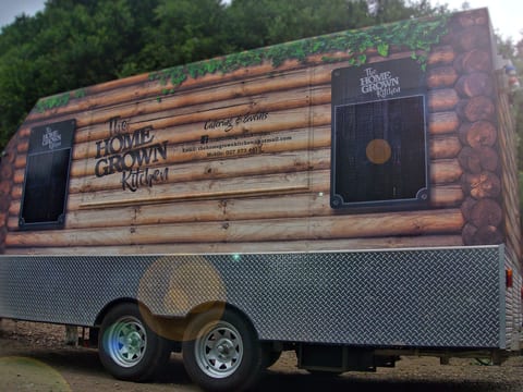 The Homegrown Kitchen